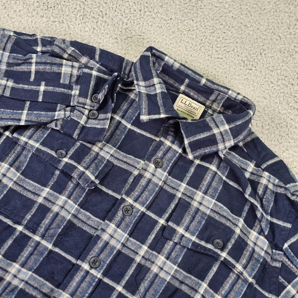 L.L.Bean Shirt Mens Large Plaid Flannel Long Sleeve Button Down Slightly Fitted